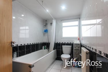 3 bed house, Connaught Road, Plasnewydd, Cardiff, CF243PX - Image 4